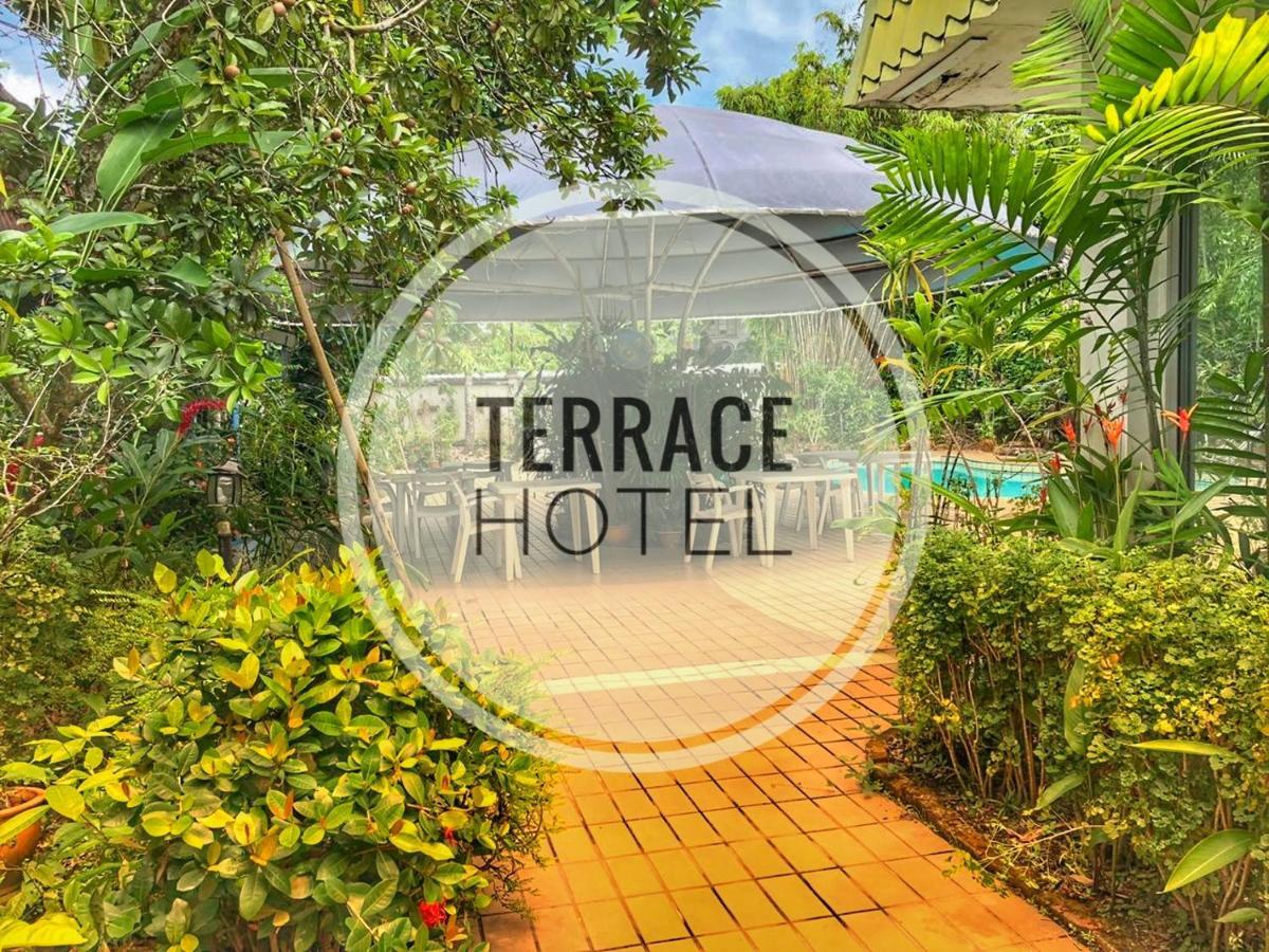 Terrace Hotel Бандар-Сери-Бегаван Экстерьер фото